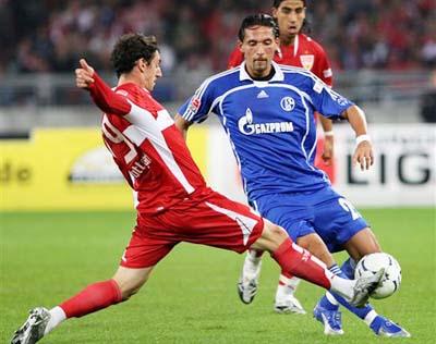 队球员的个 队球员的个