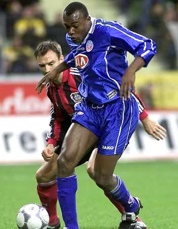 斯也不甘示 斯也不甘示